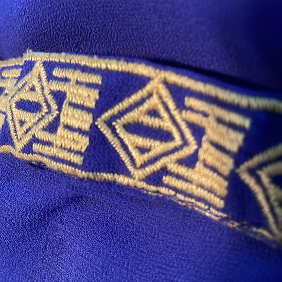 YA Los Angeles sz L indigo purple-blue sleeveless top gold embroidered 60% silk - Picture 13 of 13